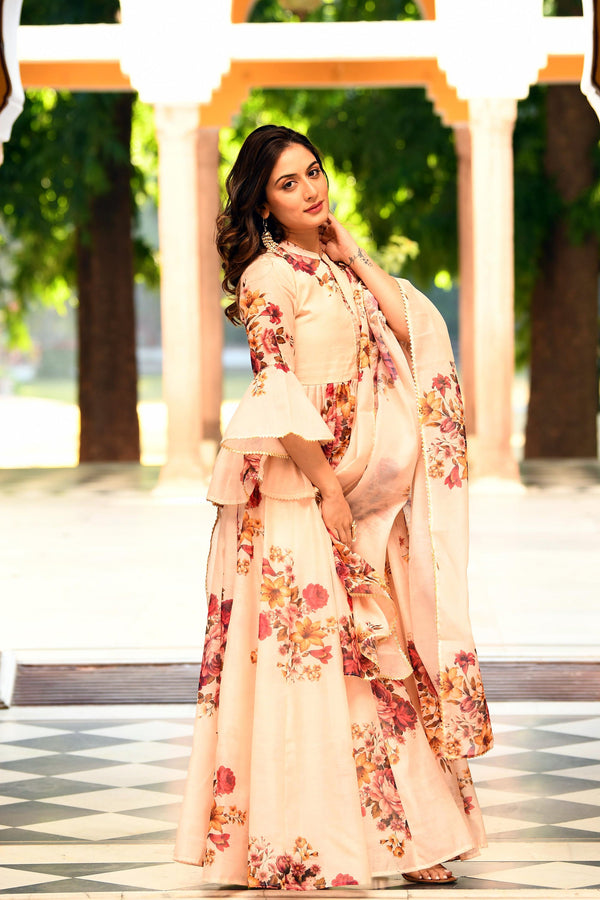 Cream floral Lehenga set for women BY SUTI KAPDA -3PC SET
