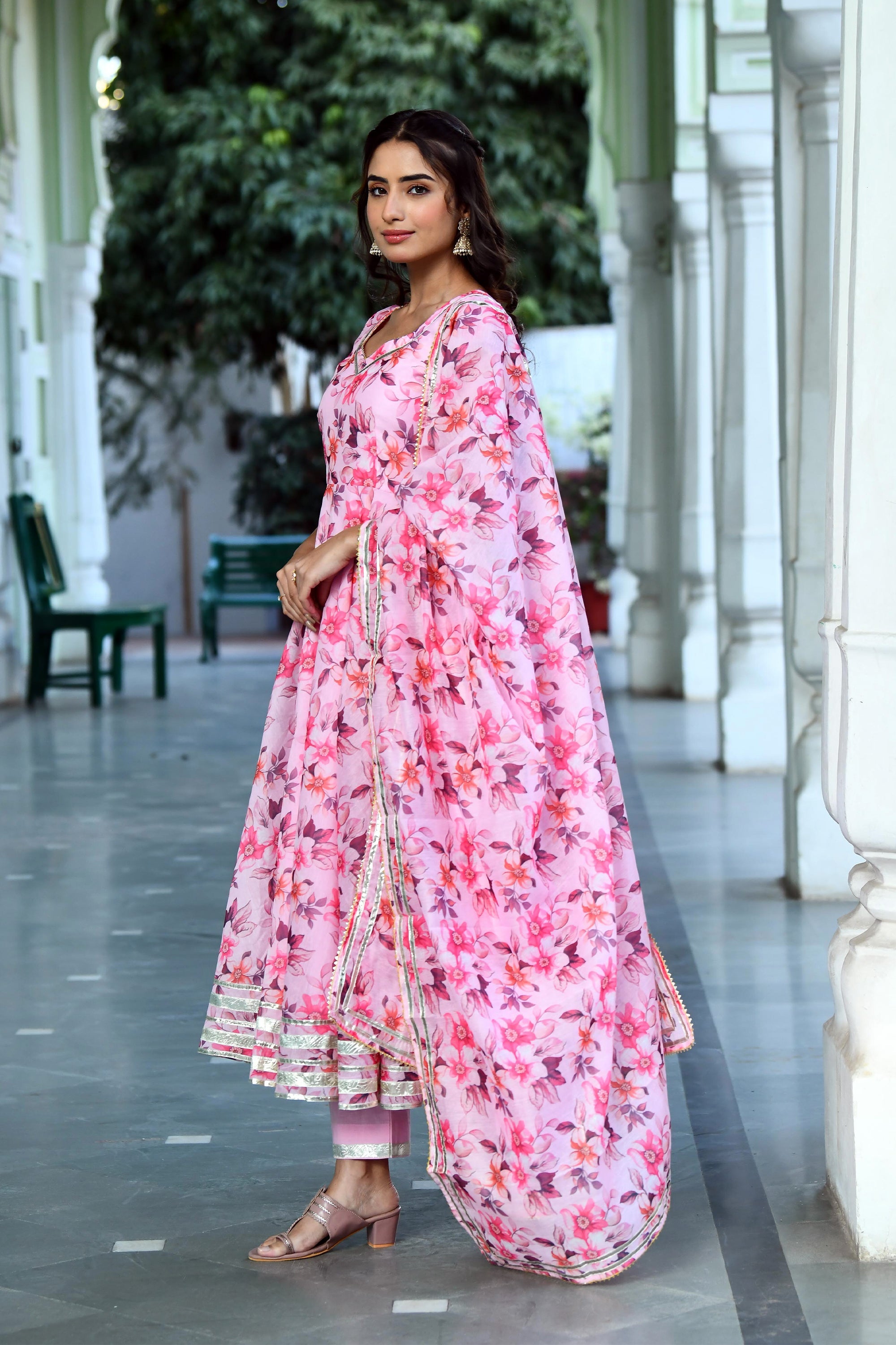 Pink Floral Anarkali suit set BY SUTI KAPDA -3PC SET