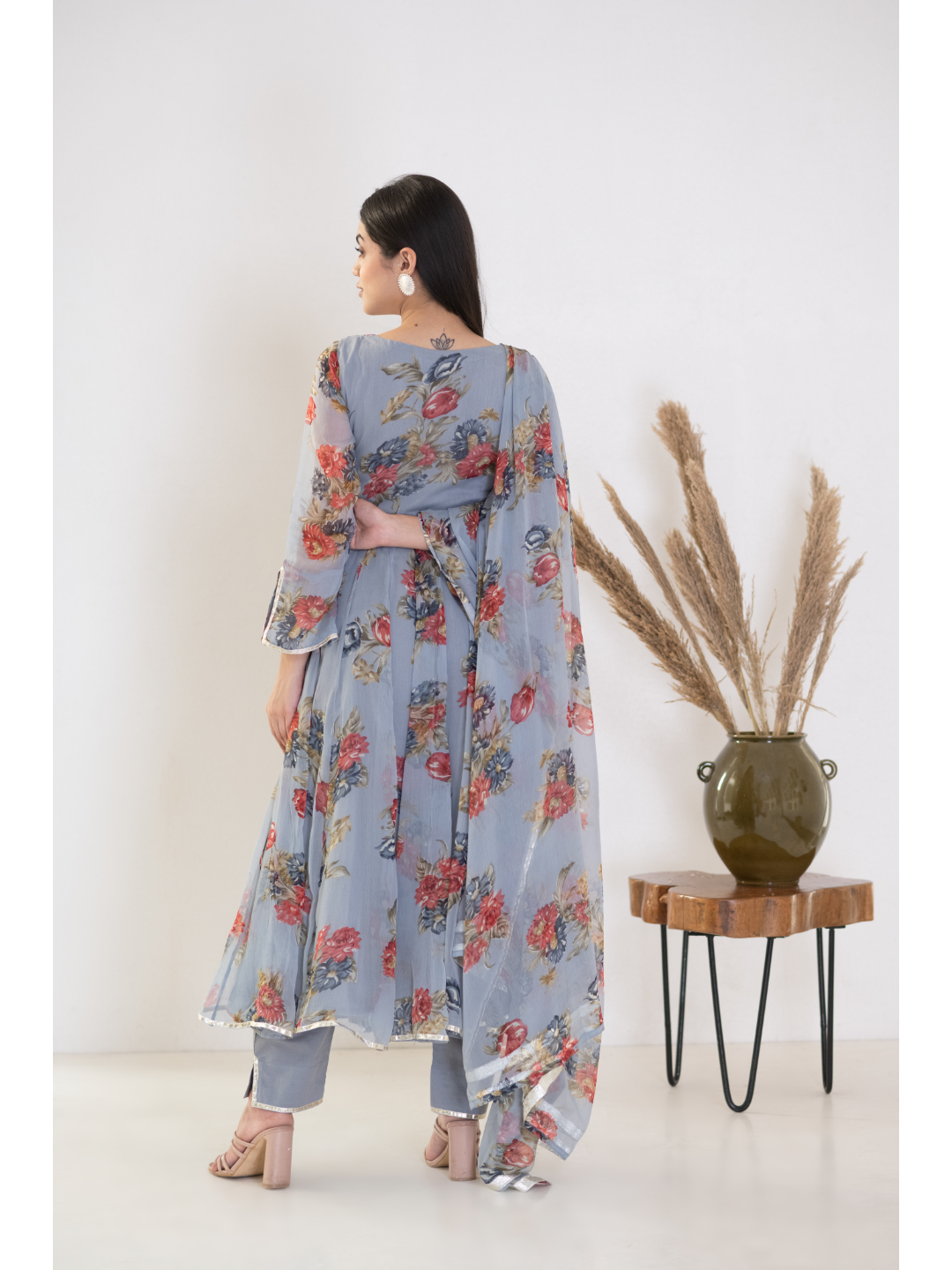 Grey Suit Set Suti-Kapda