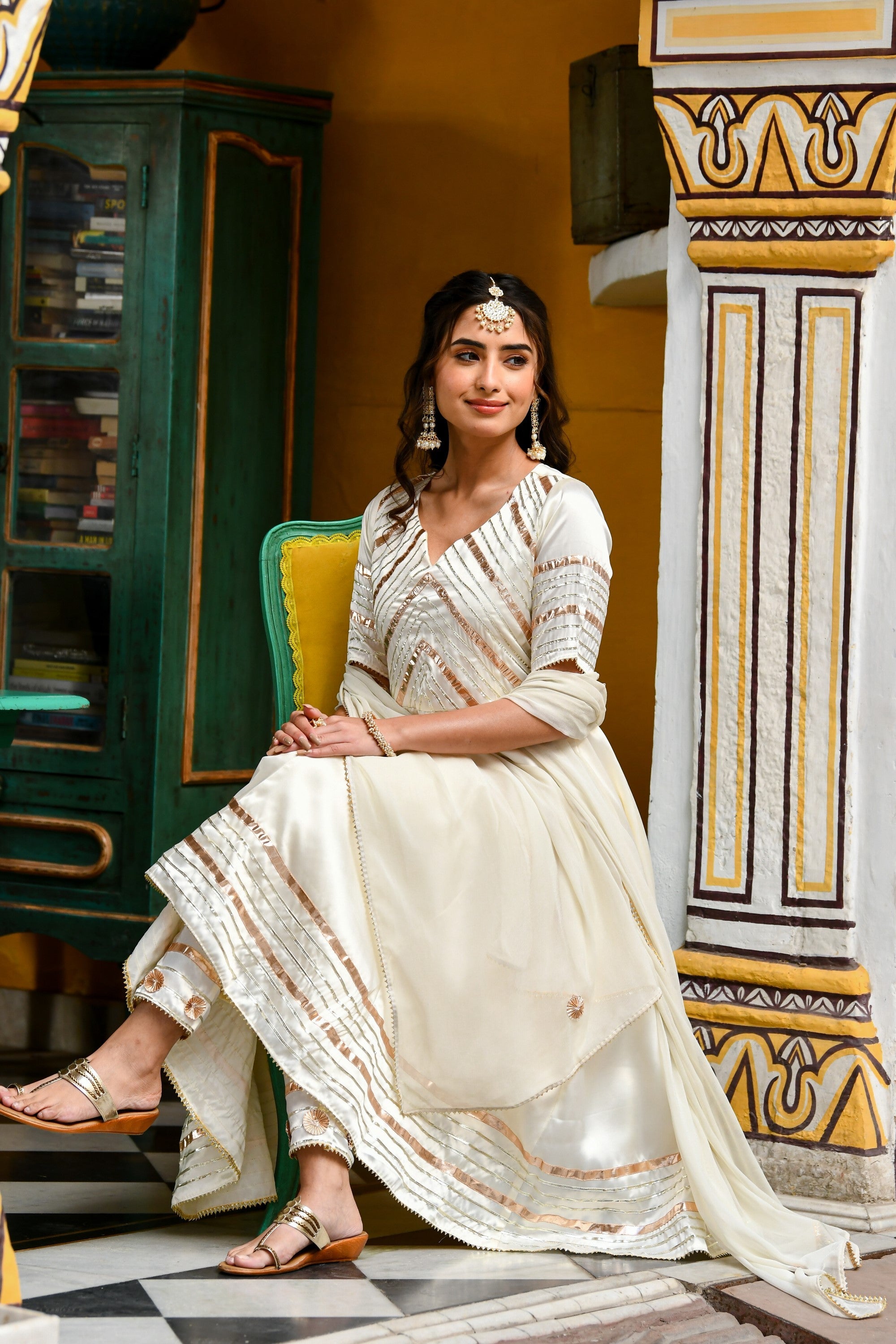 Anarkali White Suit For Women- 3Pc Set - SUTI KAPDA