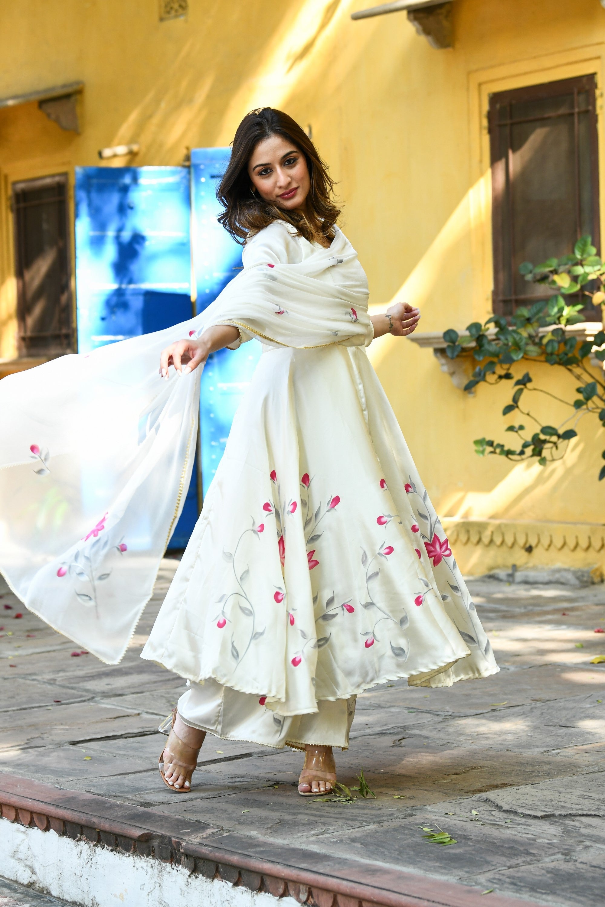 White Anarkali Suit Set With Duppata - (3Pcs) By SUTI KAPDA