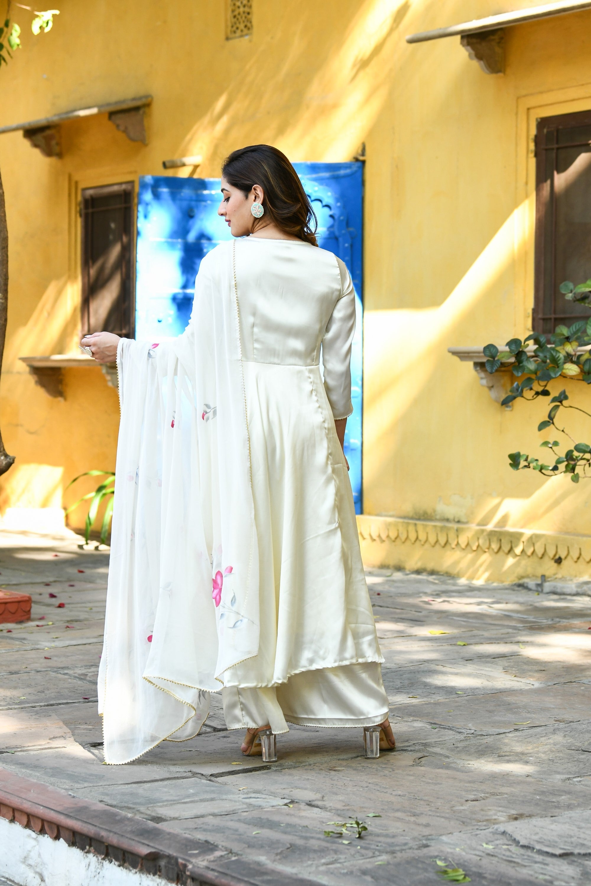 White Anarkali Suit Set With Duppata - (3Pcs) By SUTI KAPDA