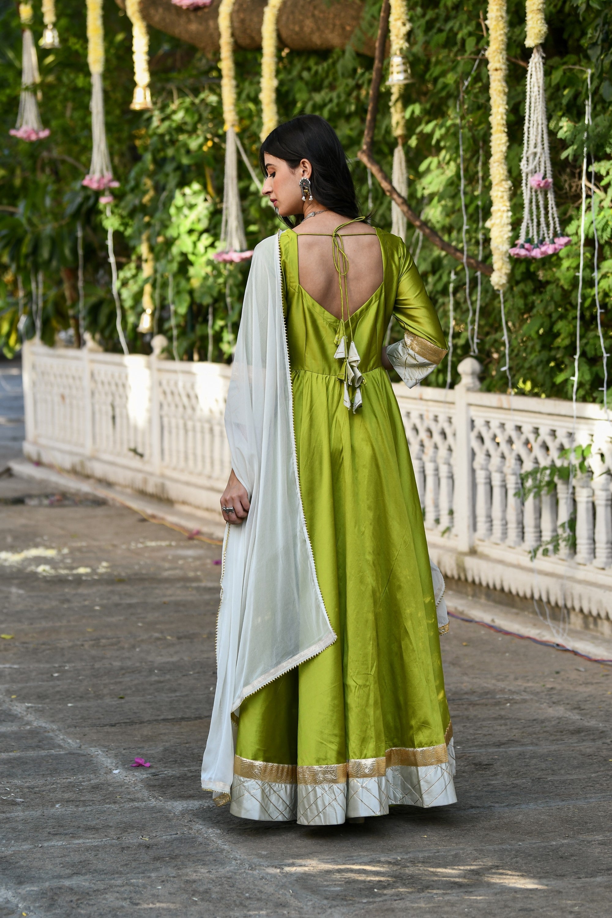 White And Green Anarkali Gown- (2Pcs) By SUTI KAPDA