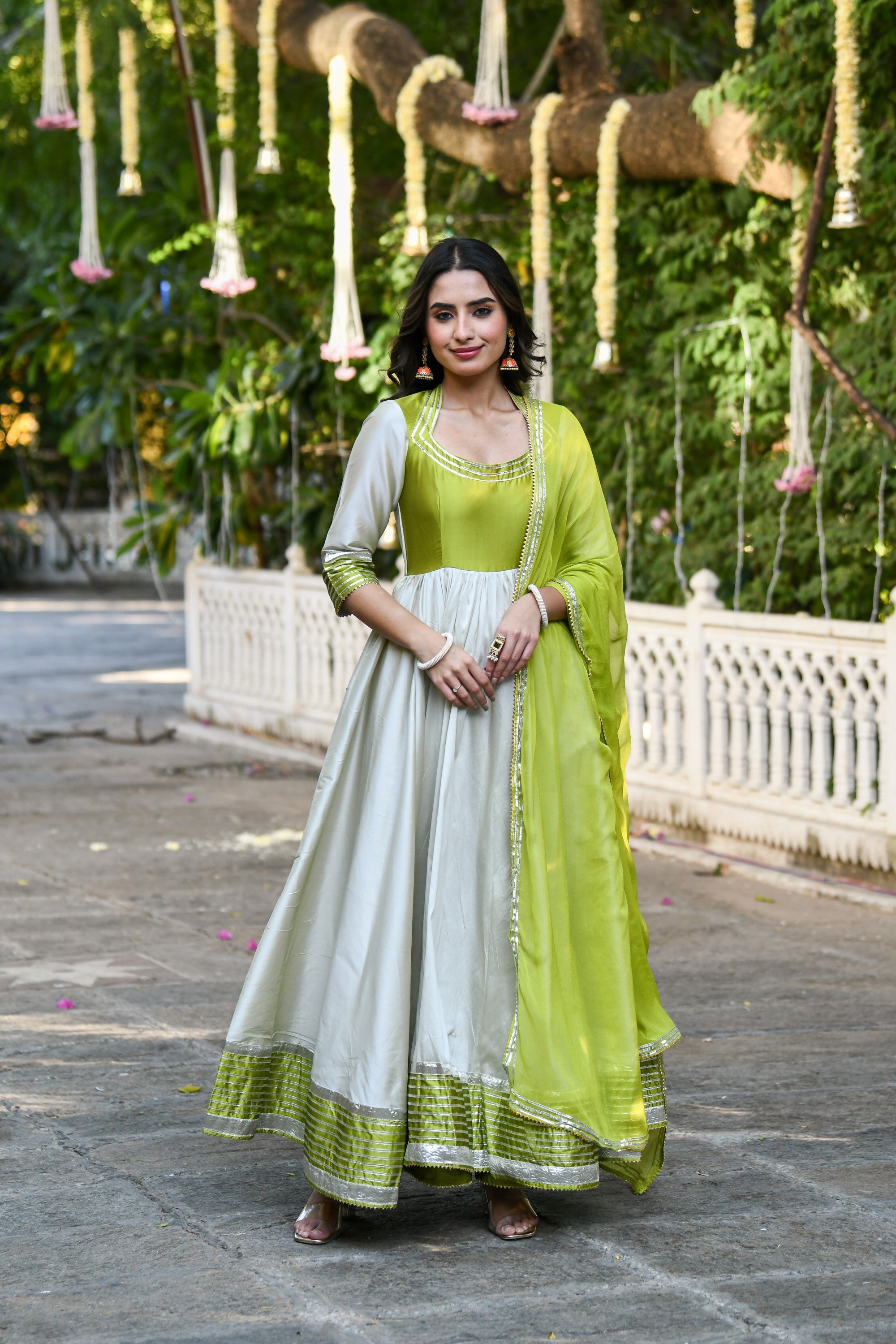 White Anarkali Gown With Dupatta - (2Pcs) By SUTI KAPDA