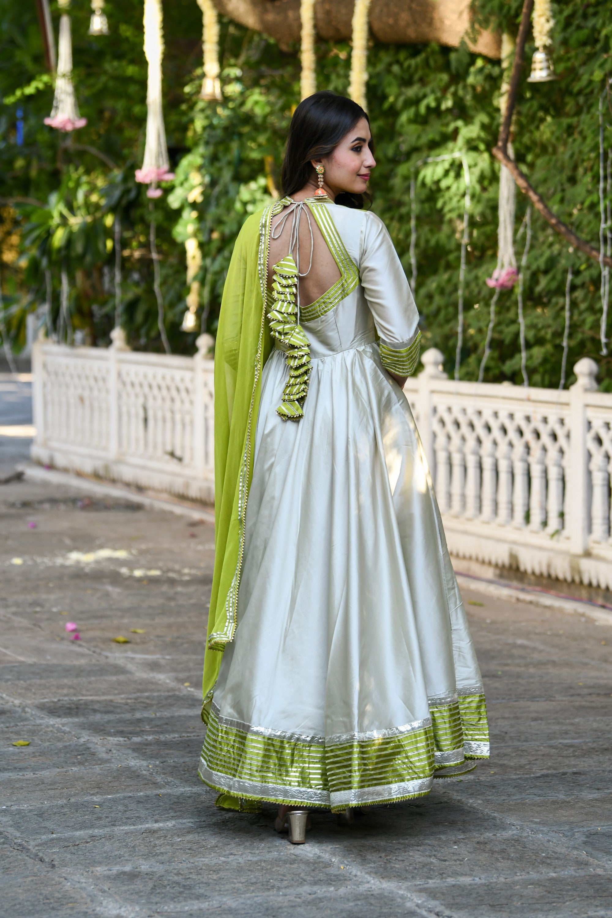White Anarkali Gown With Dupatta - (2Pcs) By SUTI KAPDA